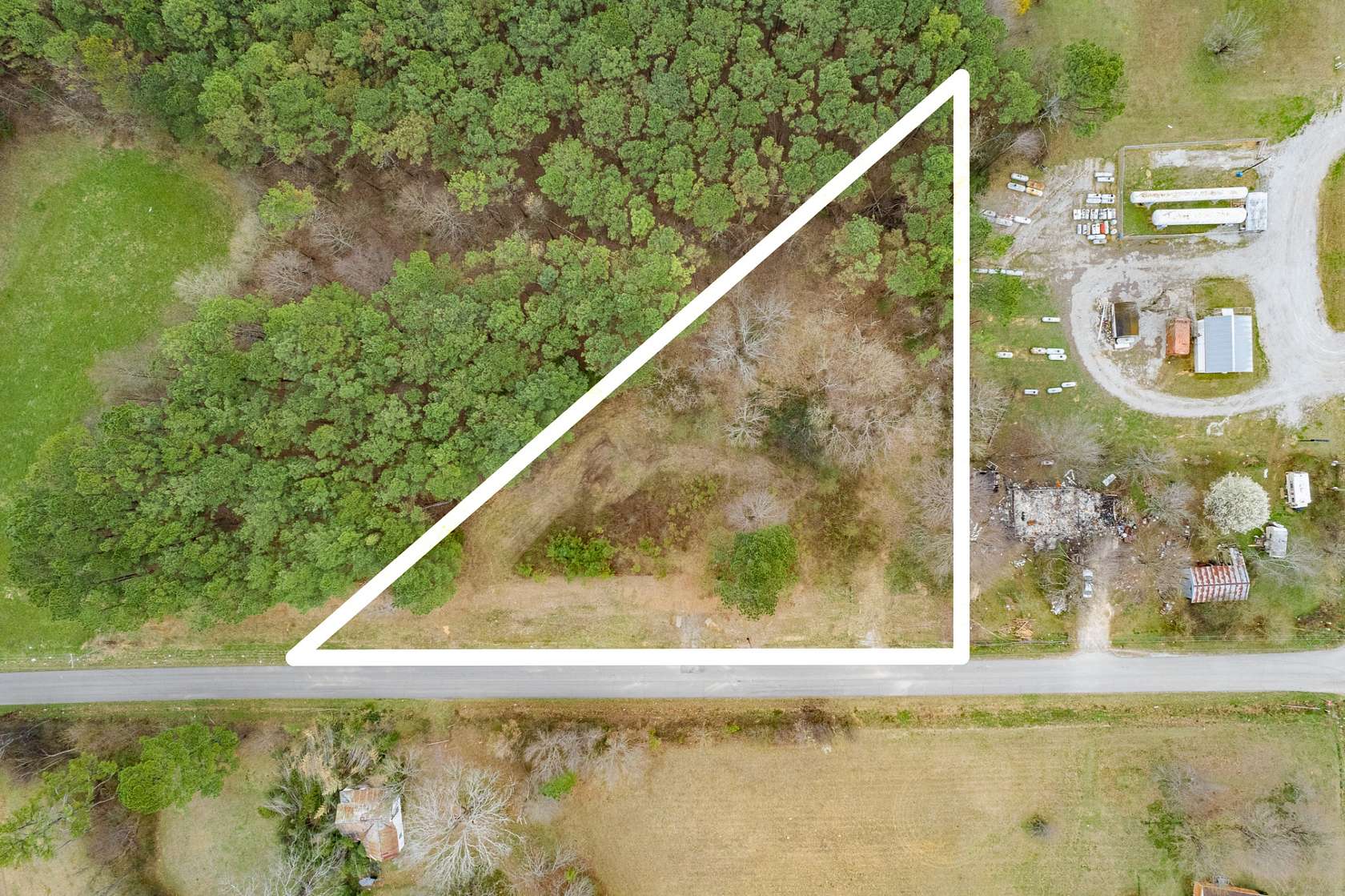 1.18 Acres of Residential Land for Sale in Loretto, Tennessee