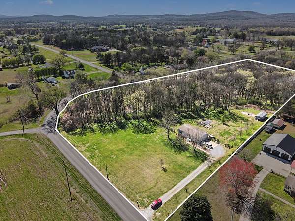 7.27 Acres of Land with Home for Sale in Rockvale, Tennessee