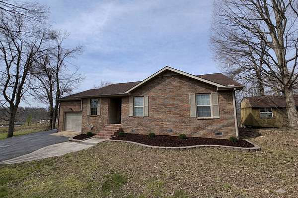 1.74 Acres of Land with Home for Sale in Westmoreland, Tennessee