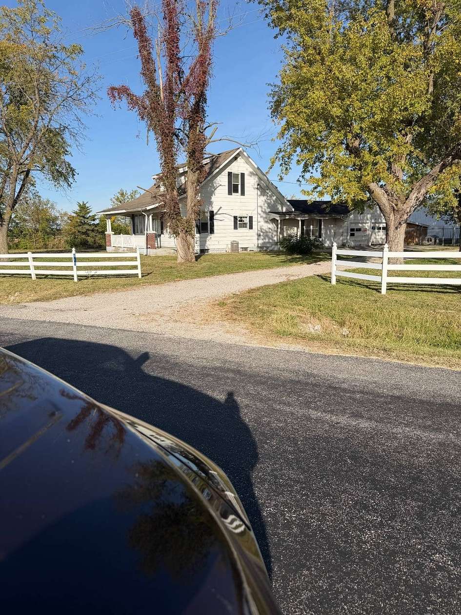 5.6 Acres of Land with Home for Auction in Burgess Township, Illinois