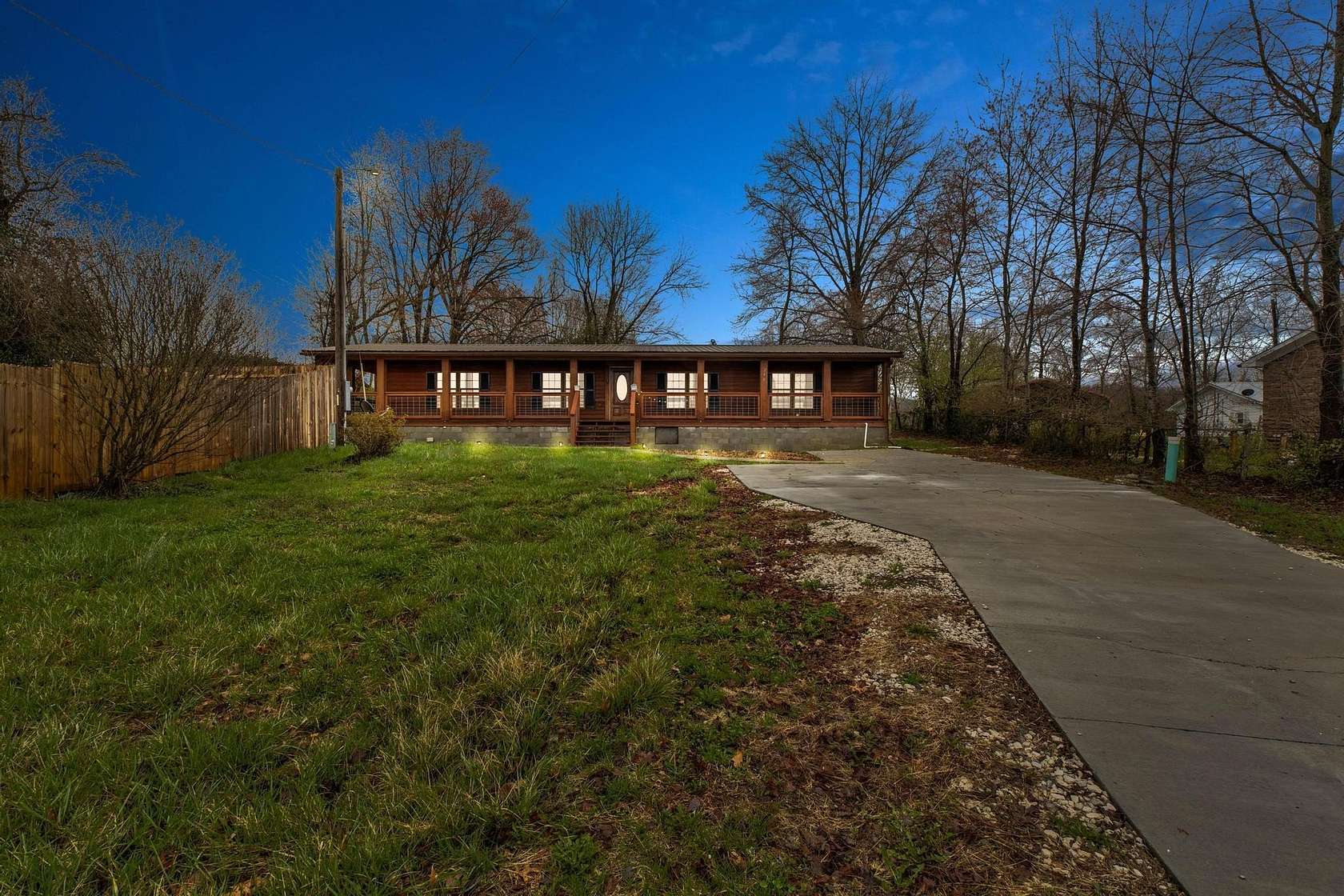 1.5 Acres of Land with Home for Sale in Stanton, Kentucky