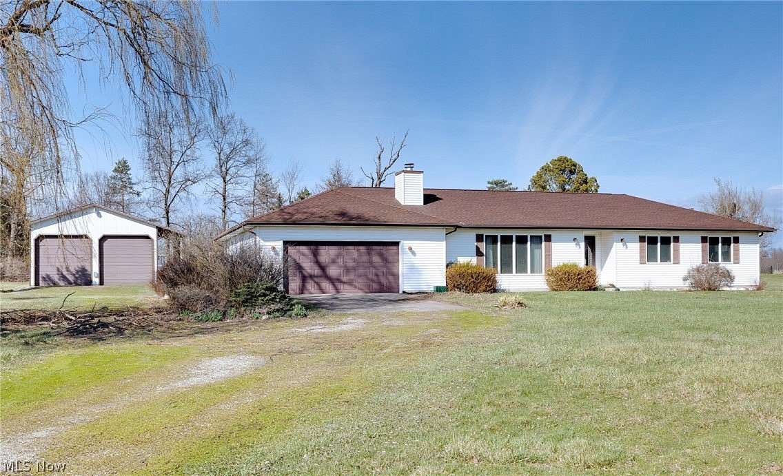 2.27 Acres of Land with Home for Sale in Medina, Ohio