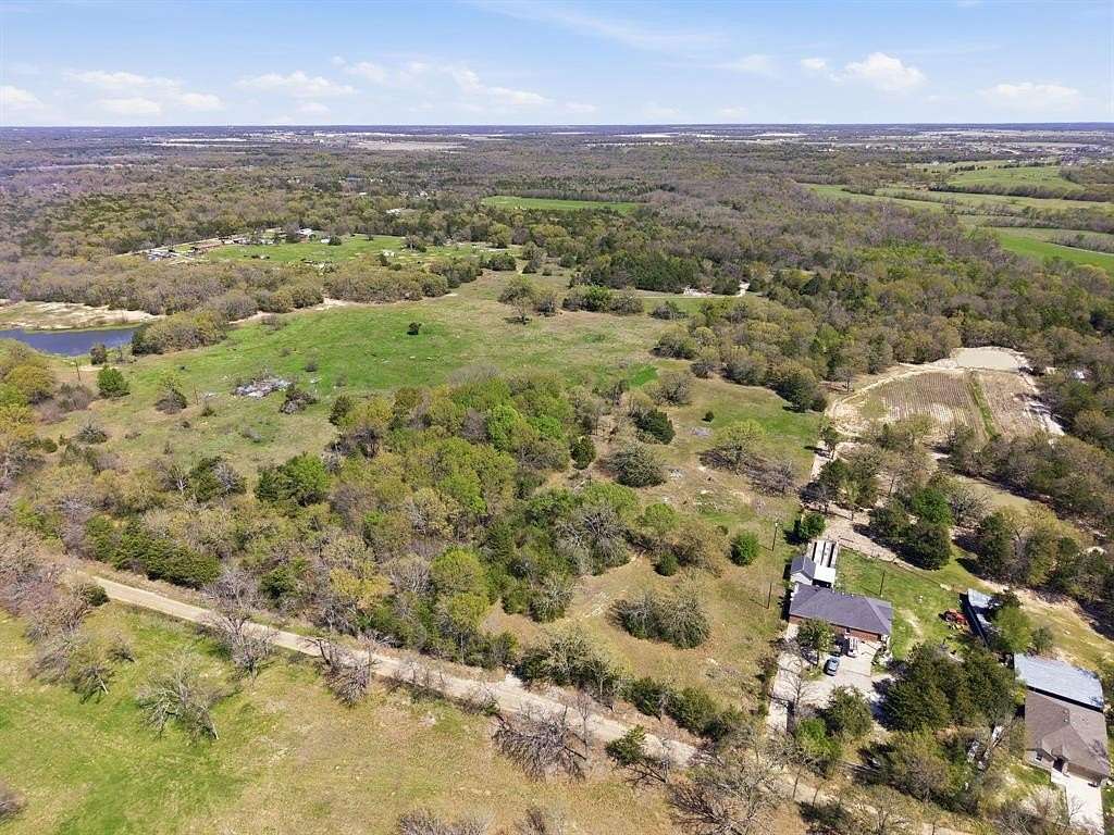 6 Acres of Residential Land for Sale in Terrell, Texas