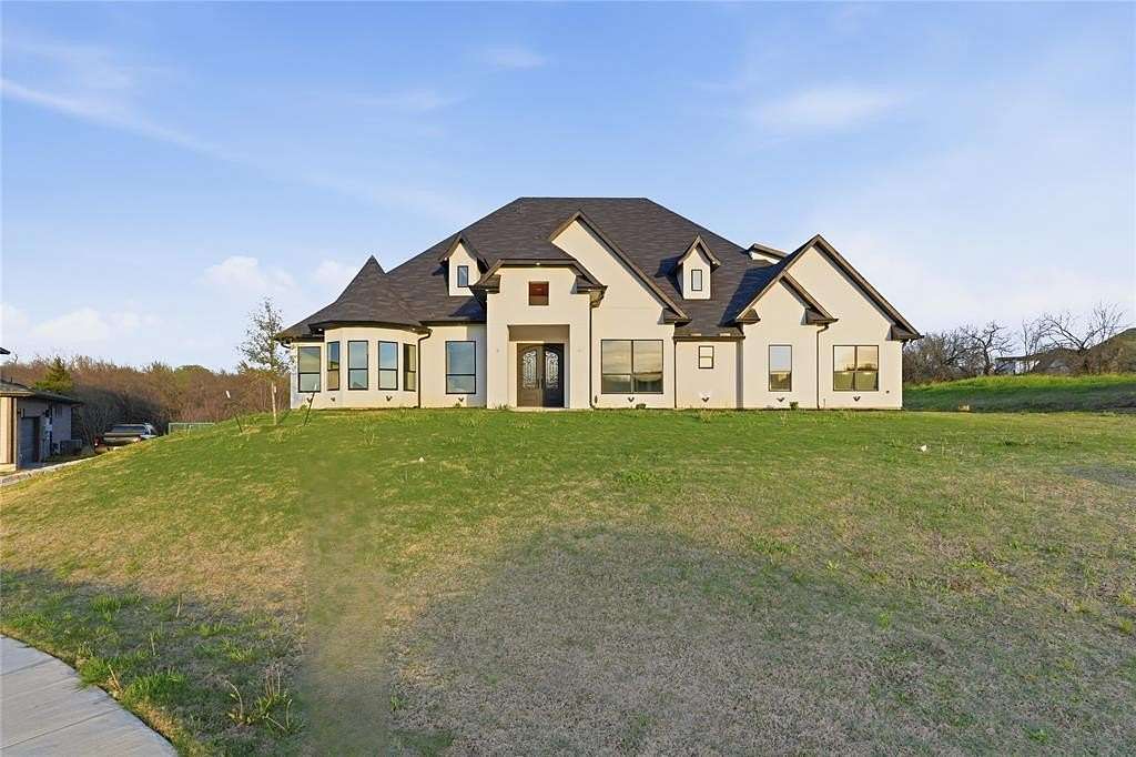 1.7 Acres of Land with Home for Sale in Grand Prairie, Texas