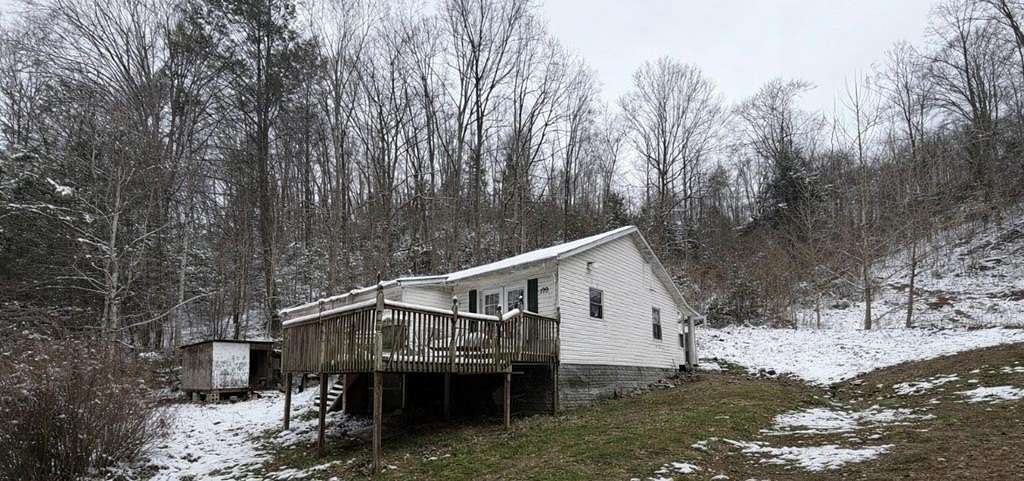 25.4 Acres of Land with Home for Sale in Arnett, West Virginia