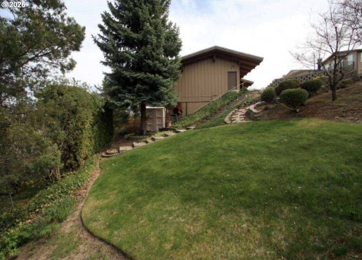 0.22 Acres of Residential Land for Sale in Milton-Freewater, Oregon