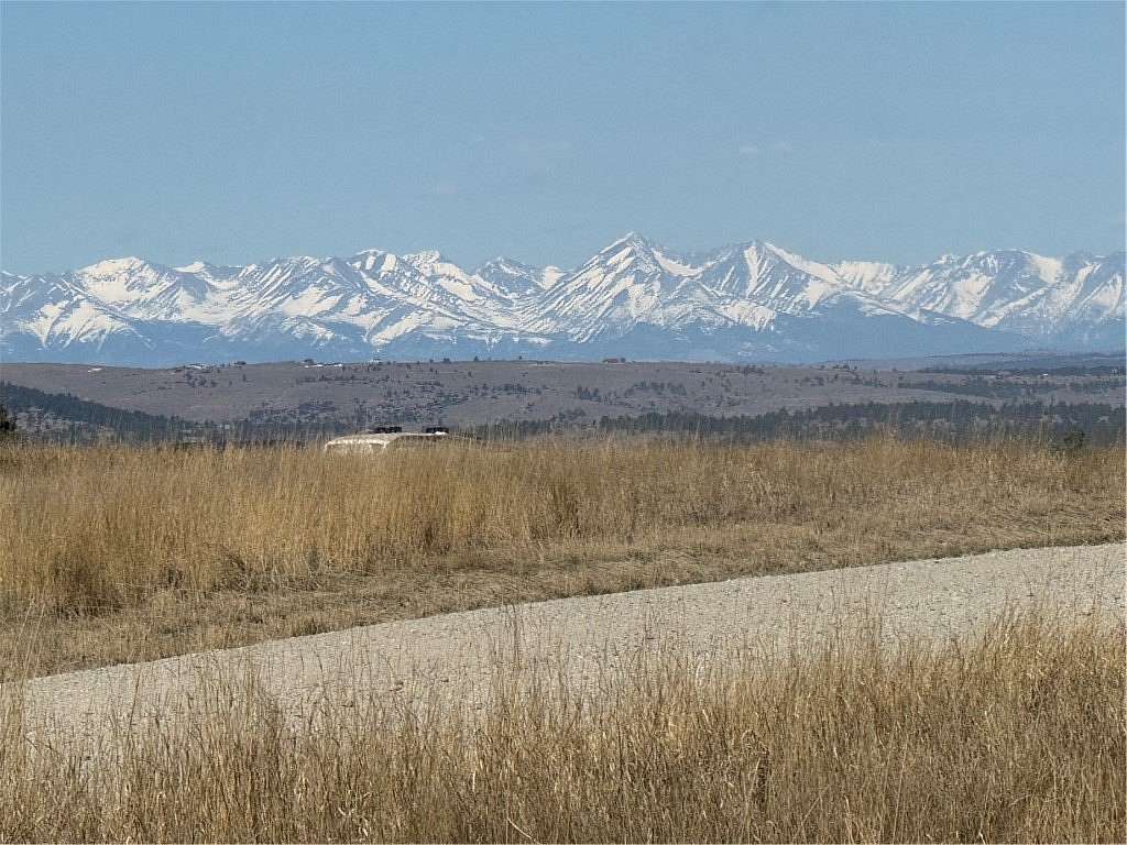 9.84 Acres of Residential Land for Sale in Columbus, Montana