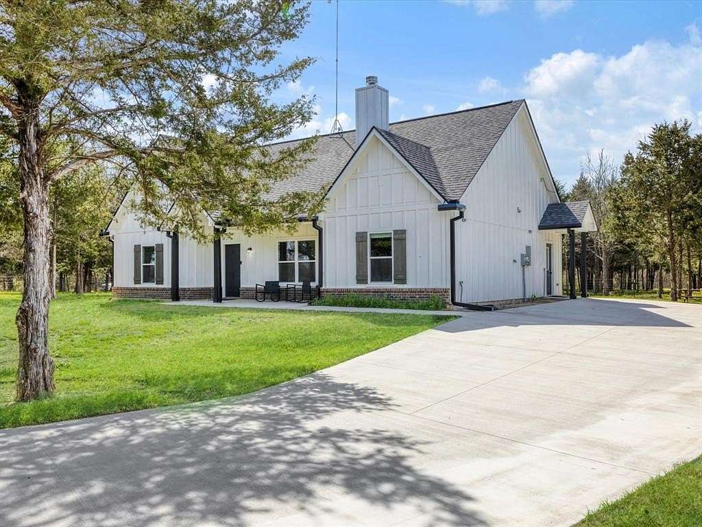 5 Acres of Land with Home for Sale in Wolfe City, Texas