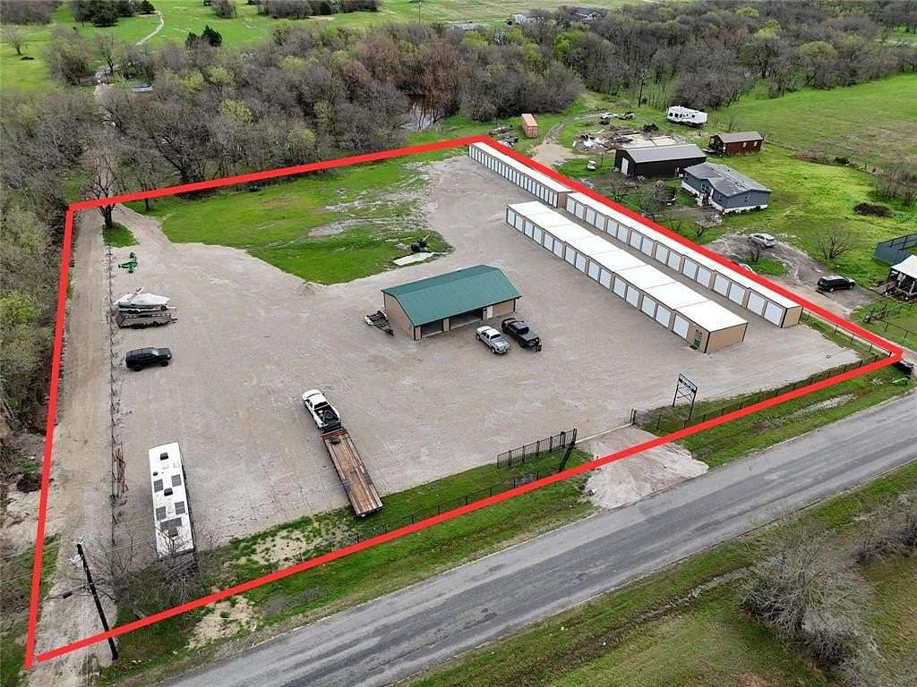 2.27 Acres of Improved Mixed-Use Land for Sale in Royse City, Texas