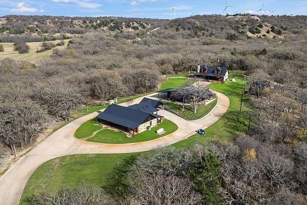42.3 Acres of Land with Home for Sale in St. Jo, Texas