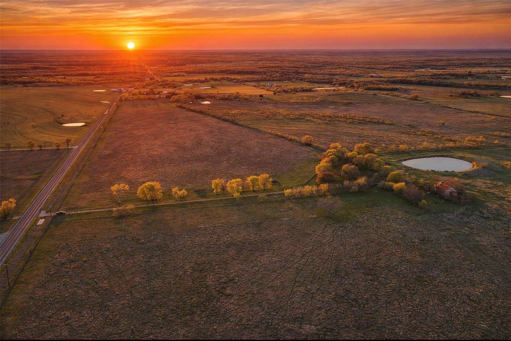 11.7 Acres of Land for Sale in Kaufman, Texas