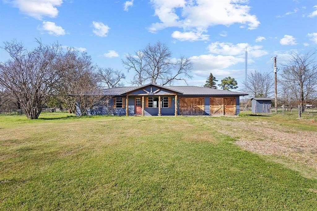 10 Acres of Land with Home for Sale in Ravenna, Texas
