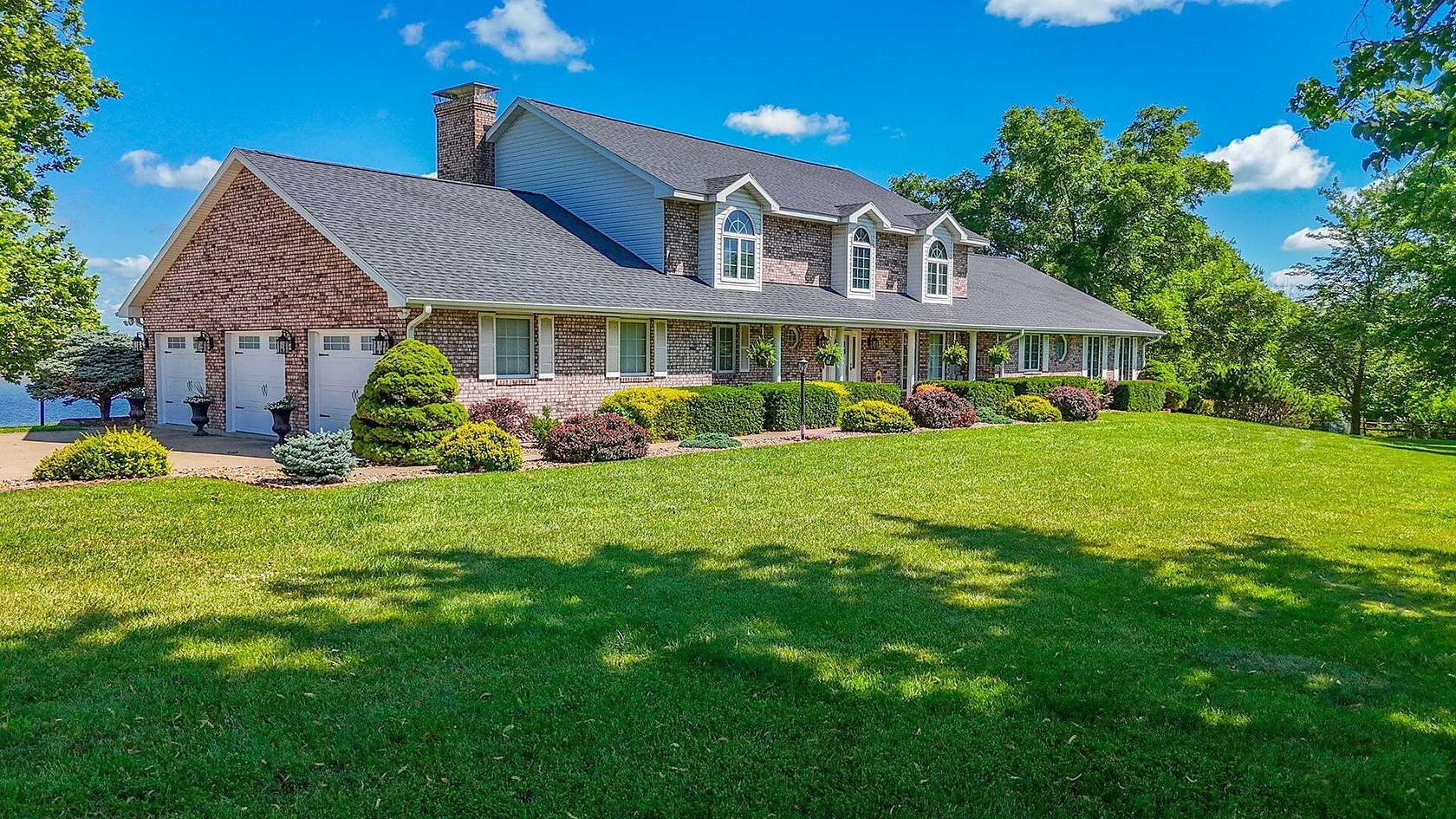 3.19 Acres of Land with Home for Sale in Mexico, Missouri