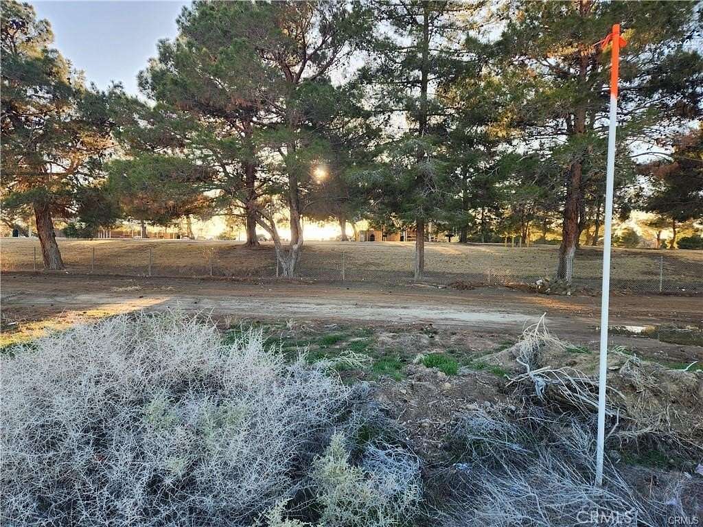 2.69 Acres of Commercial Land for Sale in Lancaster, California