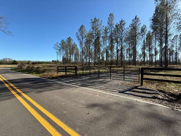 7 Acres of Residential Land for Sale in Falkville, Alabama