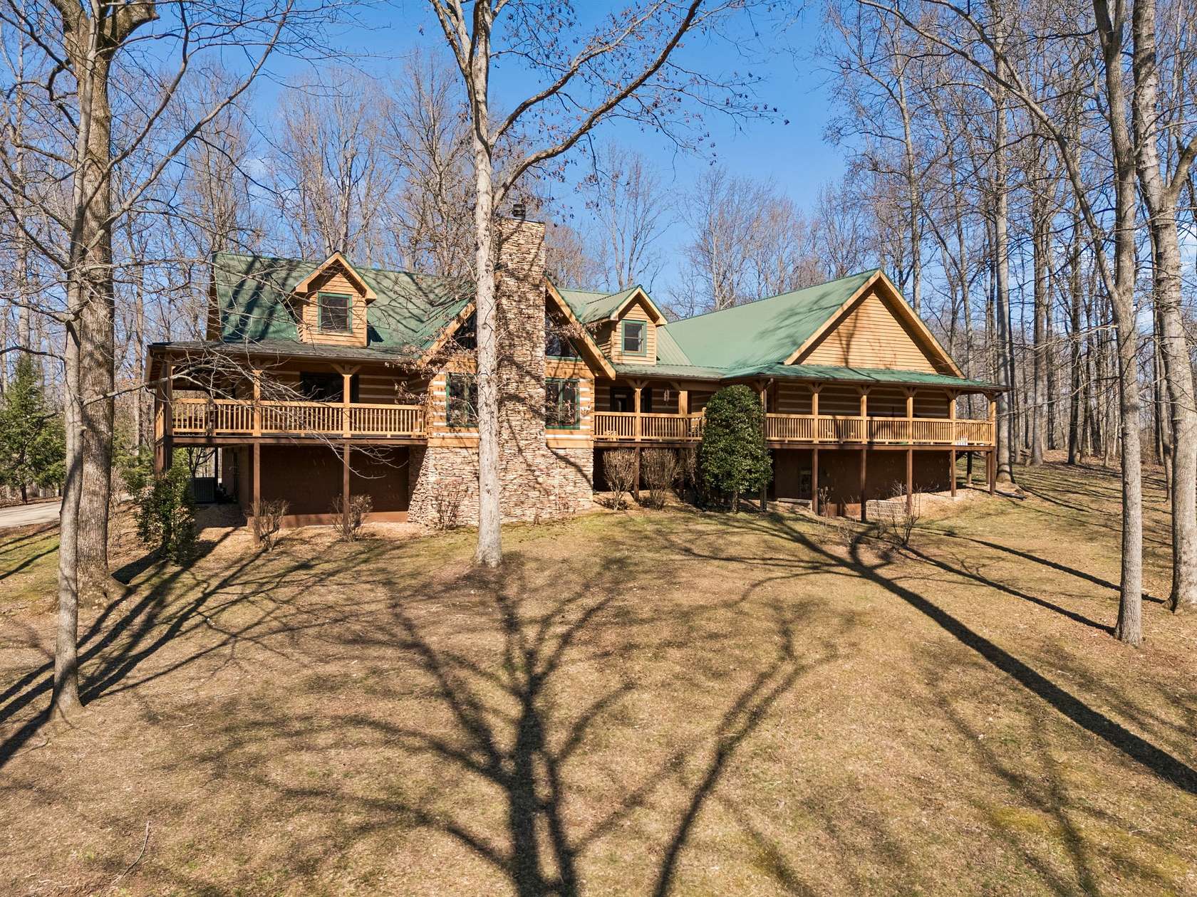 17.8 Acres of Land with Home for Sale in Franklin, Tennessee