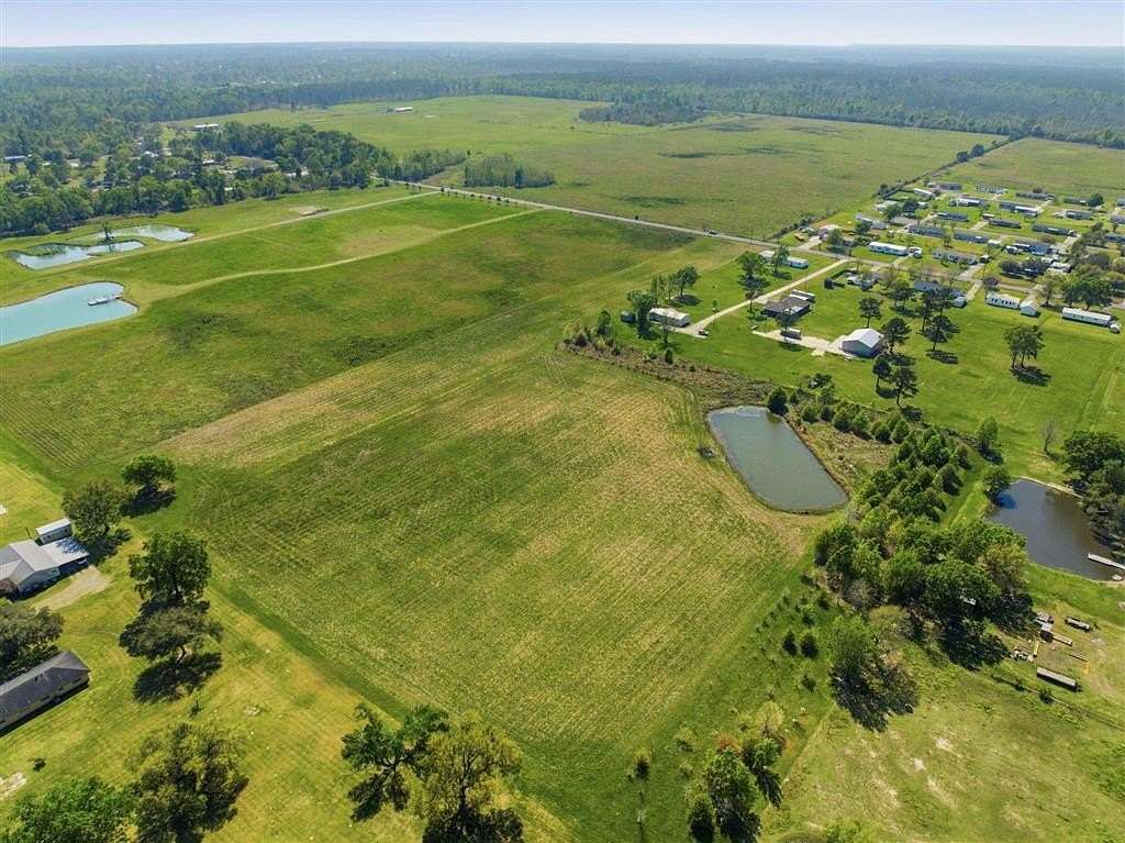 10 Acres of Residential Land for Sale in Moss Bluff, Louisiana
