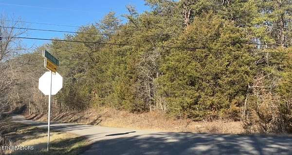 5 Acres of Residential Land for Sale in Kodak, Tennessee