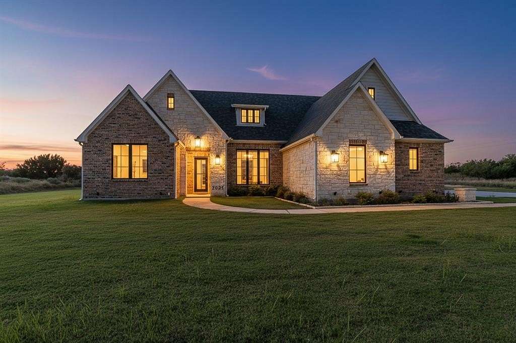 2.1 Acres of Land with Home for Sale in Aledo, Texas