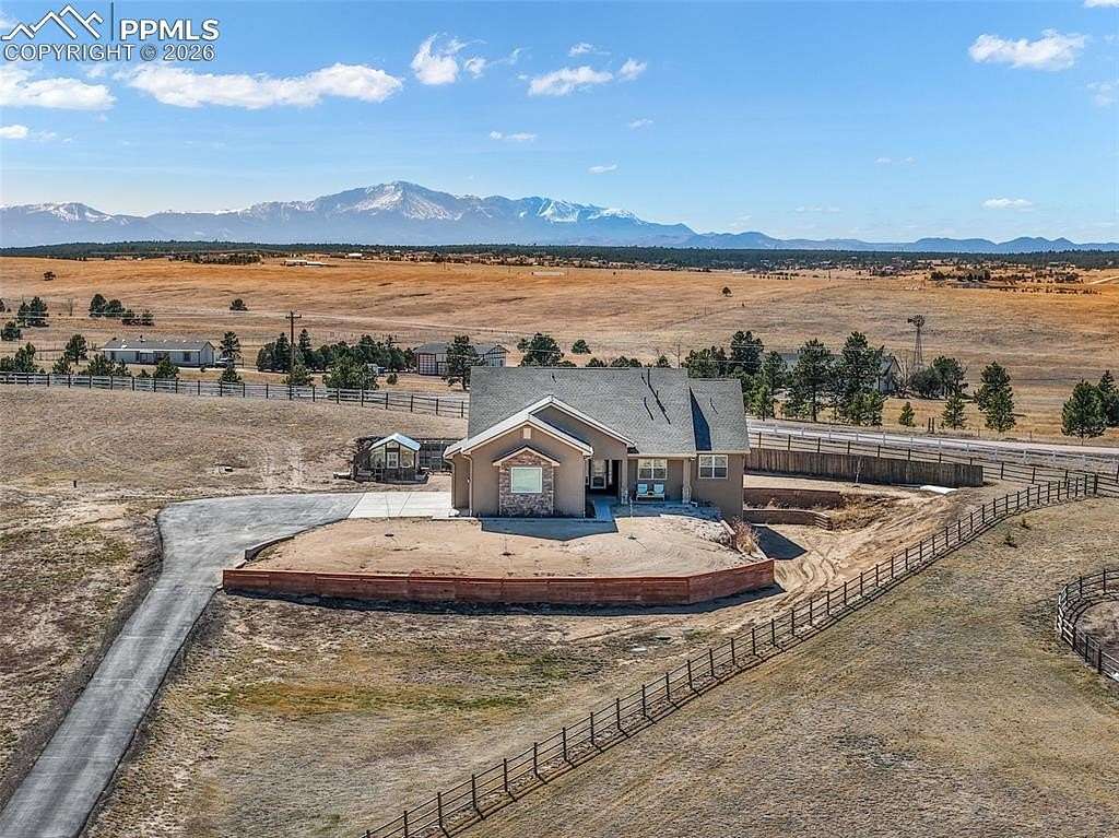 4.48 Acres of Land with Home for Sale in Peyton, Colorado