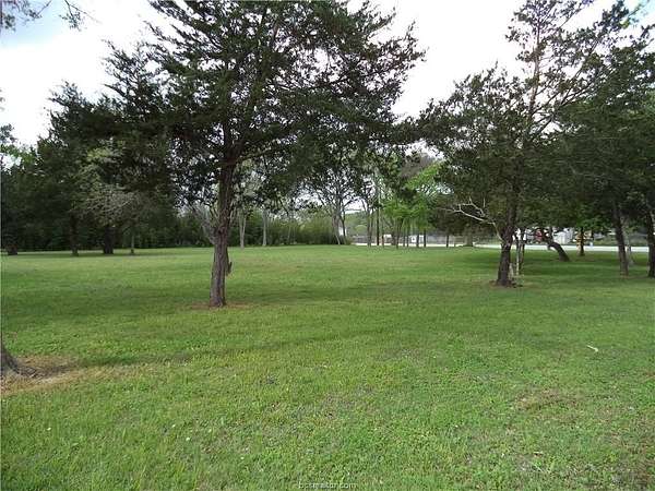 1.15 Acres of Commercial Land for Sale in Bryan, Texas
