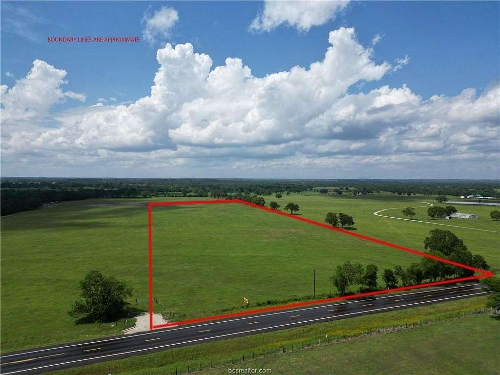 13.5 Acres of Land for Sale in Bedias, Texas