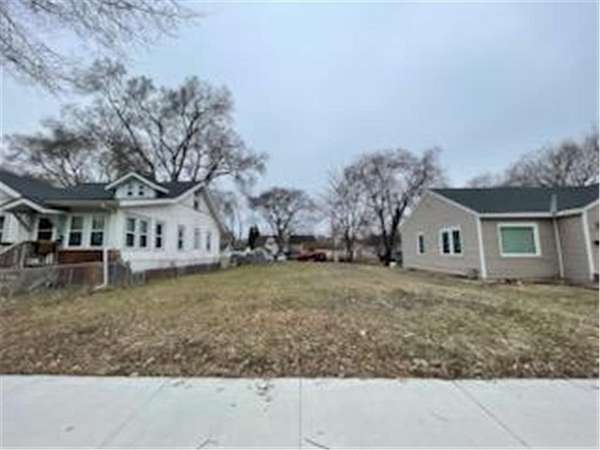 0.12 Acres of Land for Sale in Minneapolis, Minnesota