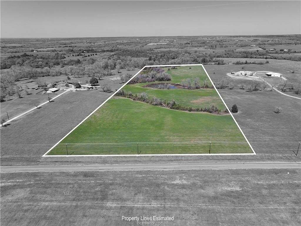 28.8 Acres of Agricultural & Residential Land for Sale in Navasota, Texas