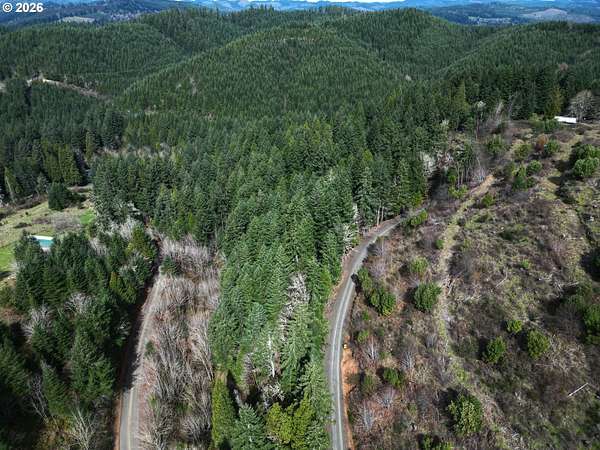 8.56 Acres of Residential Land for Sale in Drain, Oregon