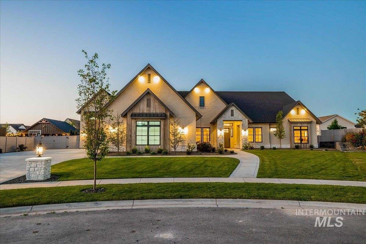 1.8 Acres of Land with Home for Sale in Caldwell, Idaho