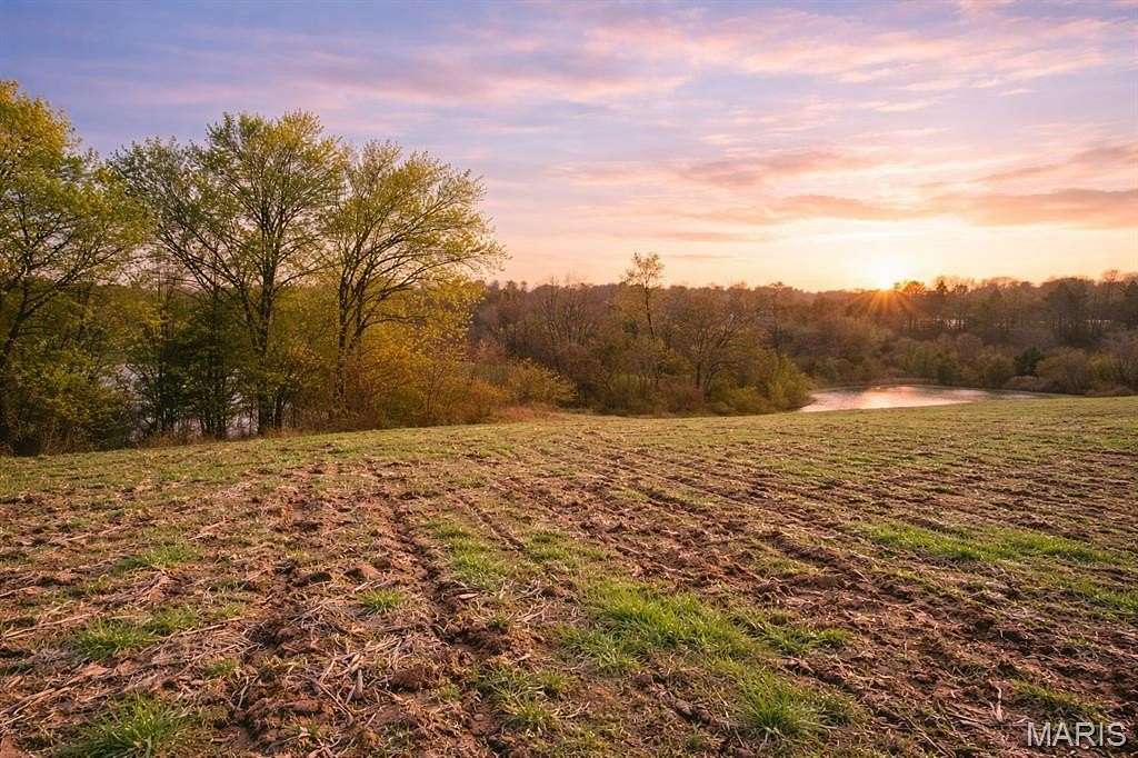 3.7 Acres of Residential Land for Sale in Washington, Missouri