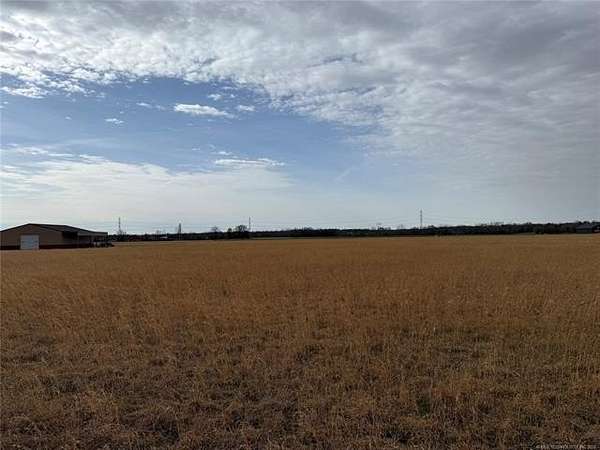 2.35 Acres of Residential Land for Sale in Muskogee, Oklahoma
