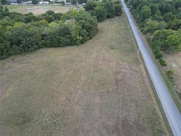 7.5 Acres of Residential Land for Sale in Eufaula, Oklahoma