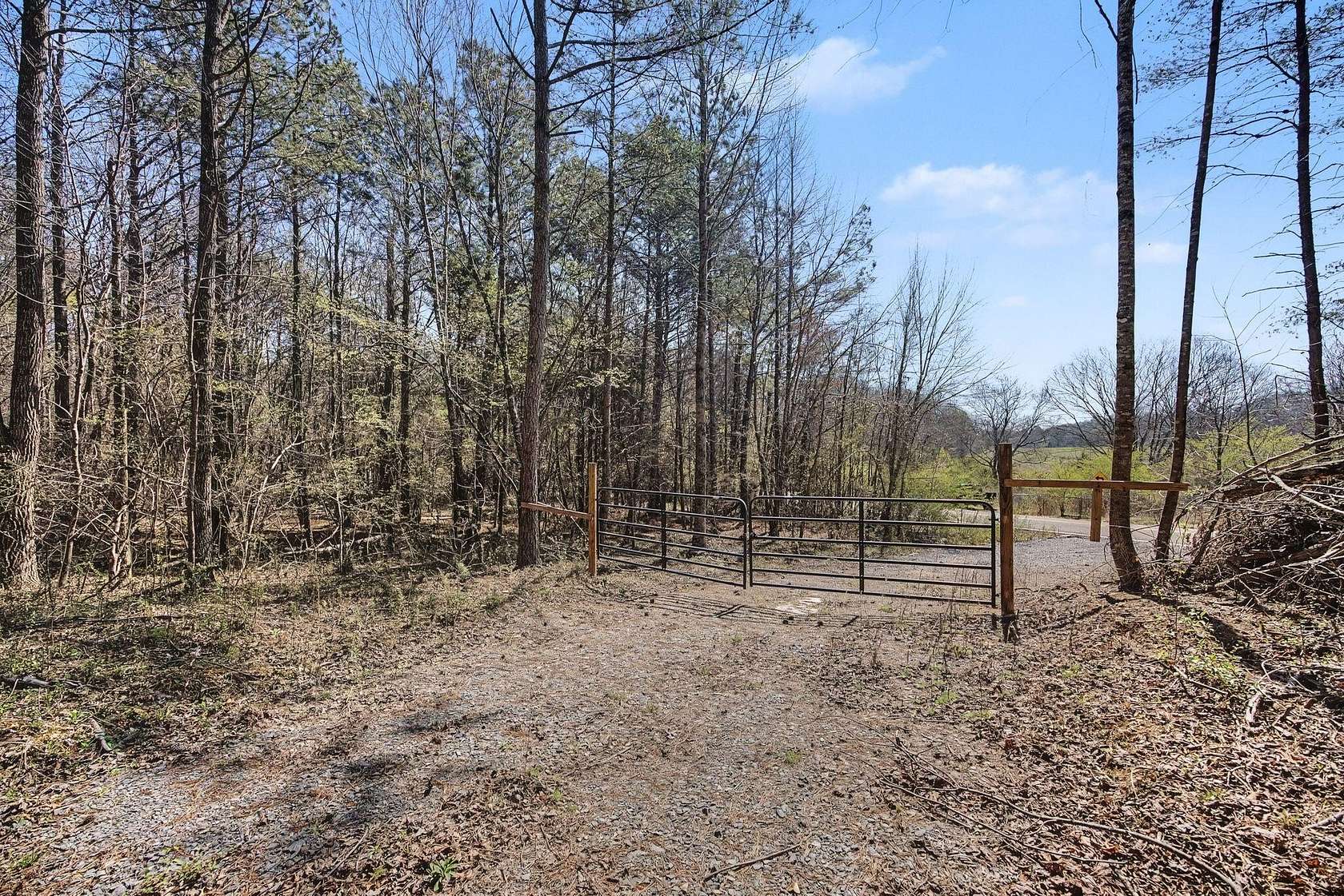 5.45 Acres of Land for Auction in Birchwood, Tennessee