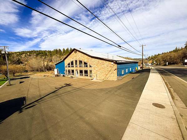 2.49 Acres of Commercial Land for Sale in John Day, Oregon