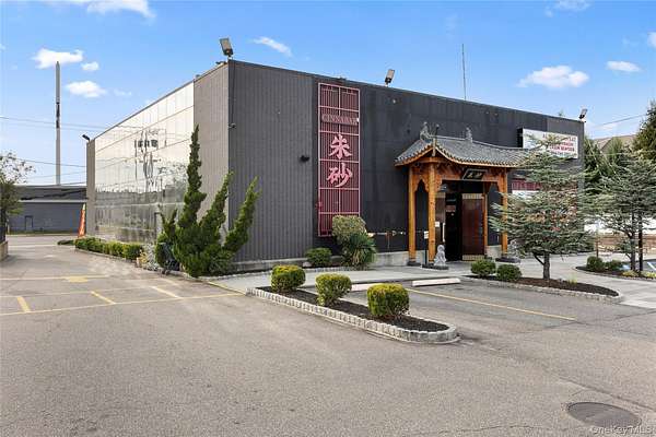 0.95 Acres of Mixed-Use Land for Sale in Massapequa, New York