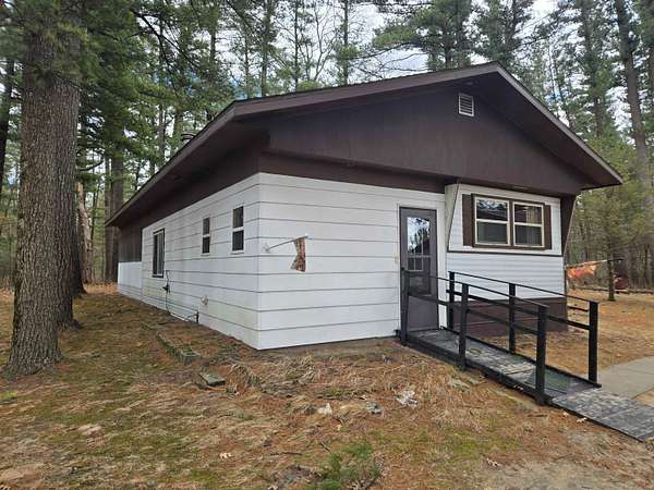 1.6 Acres of Land with Home for Sale in New Lisbon, Wisconsin