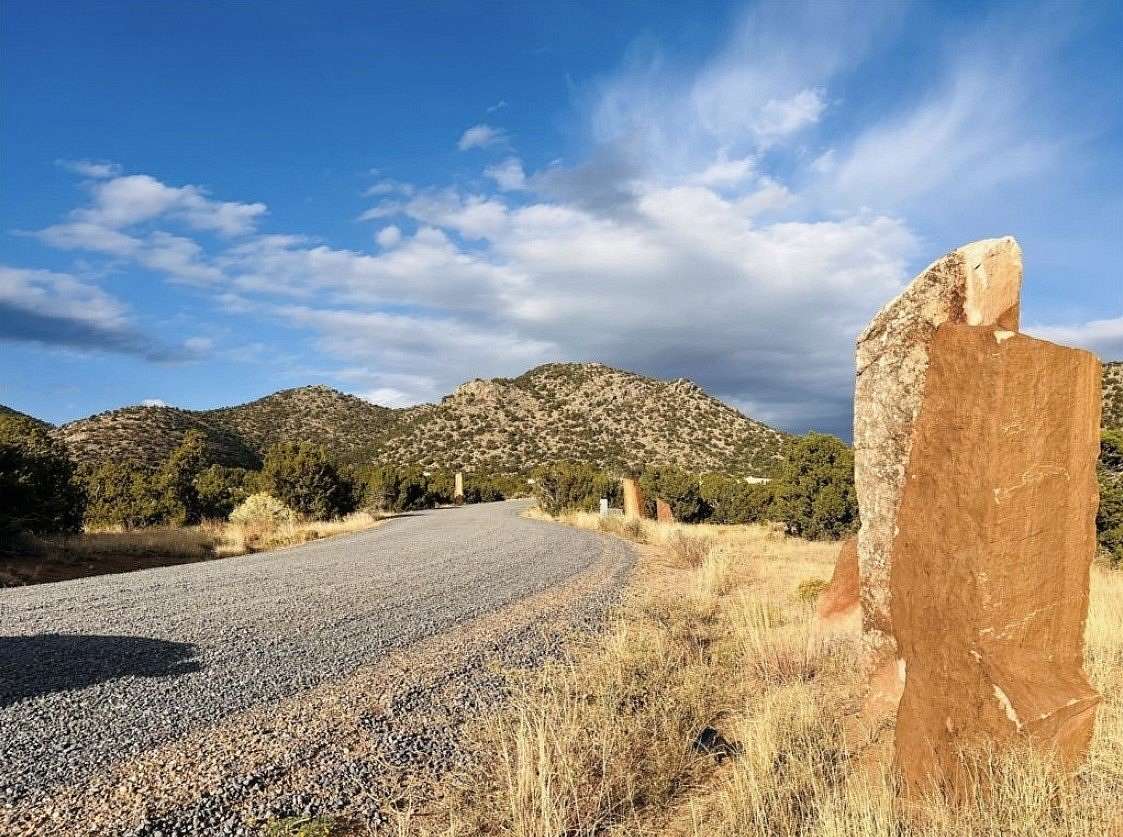 2.5 Acres of Residential Land for Sale in Santa Fe, New Mexico