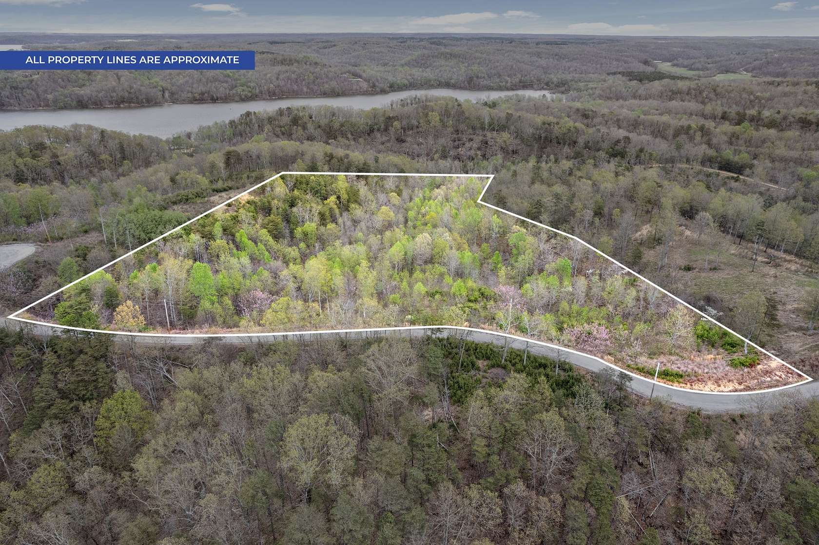 6.32 Acres of Residential Land for Sale in Waverly, Tennessee