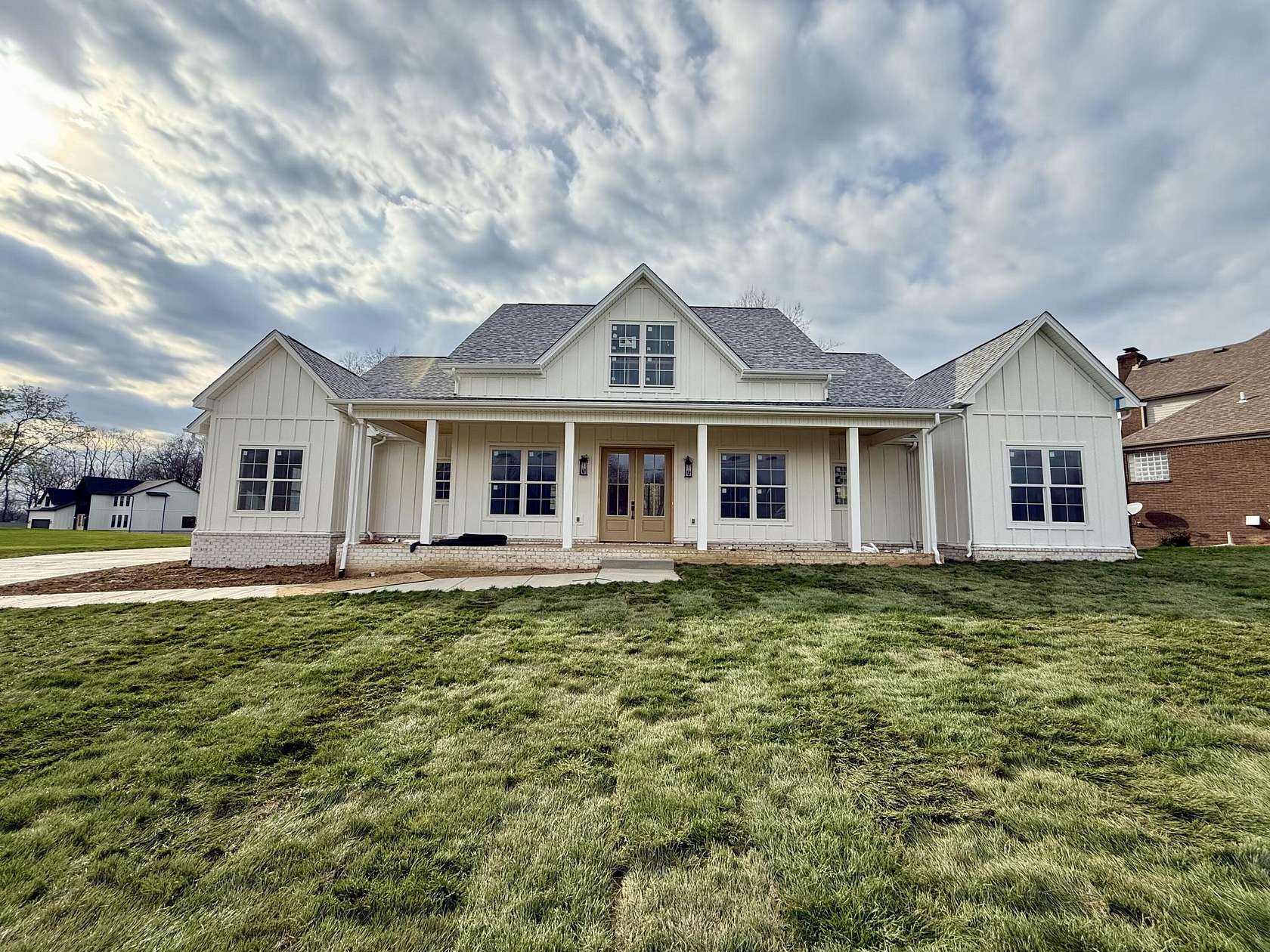 1.55 Acres of Land with Home for Sale in Richmond, Kentucky