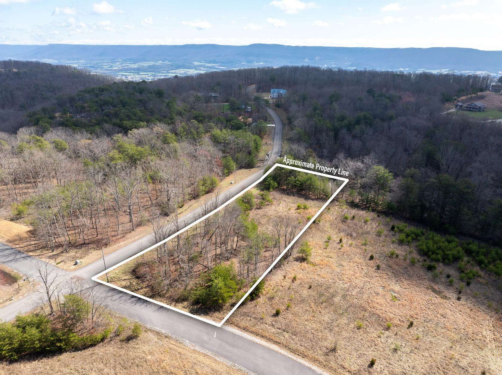 1.27 Acres of Residential Land for Sale in Pikeville, Tennessee