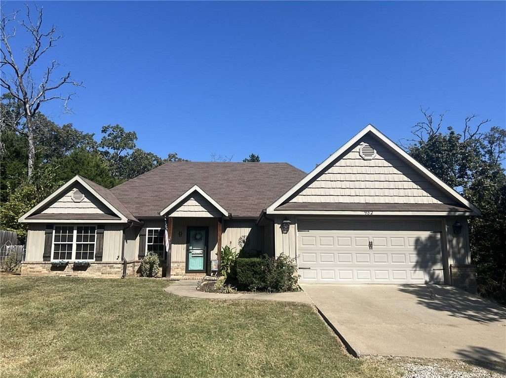 2.55 Acres of Land with Home for Sale in Van Buren, Arkansas