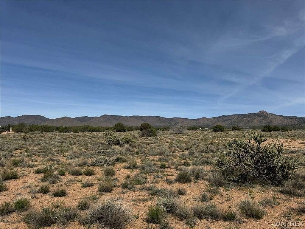 5.5 Acres of Residential Land for Sale in Hackberry, Arizona