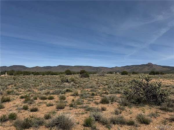5.5 Acres of Residential Land for Sale in Hackberry, Arizona