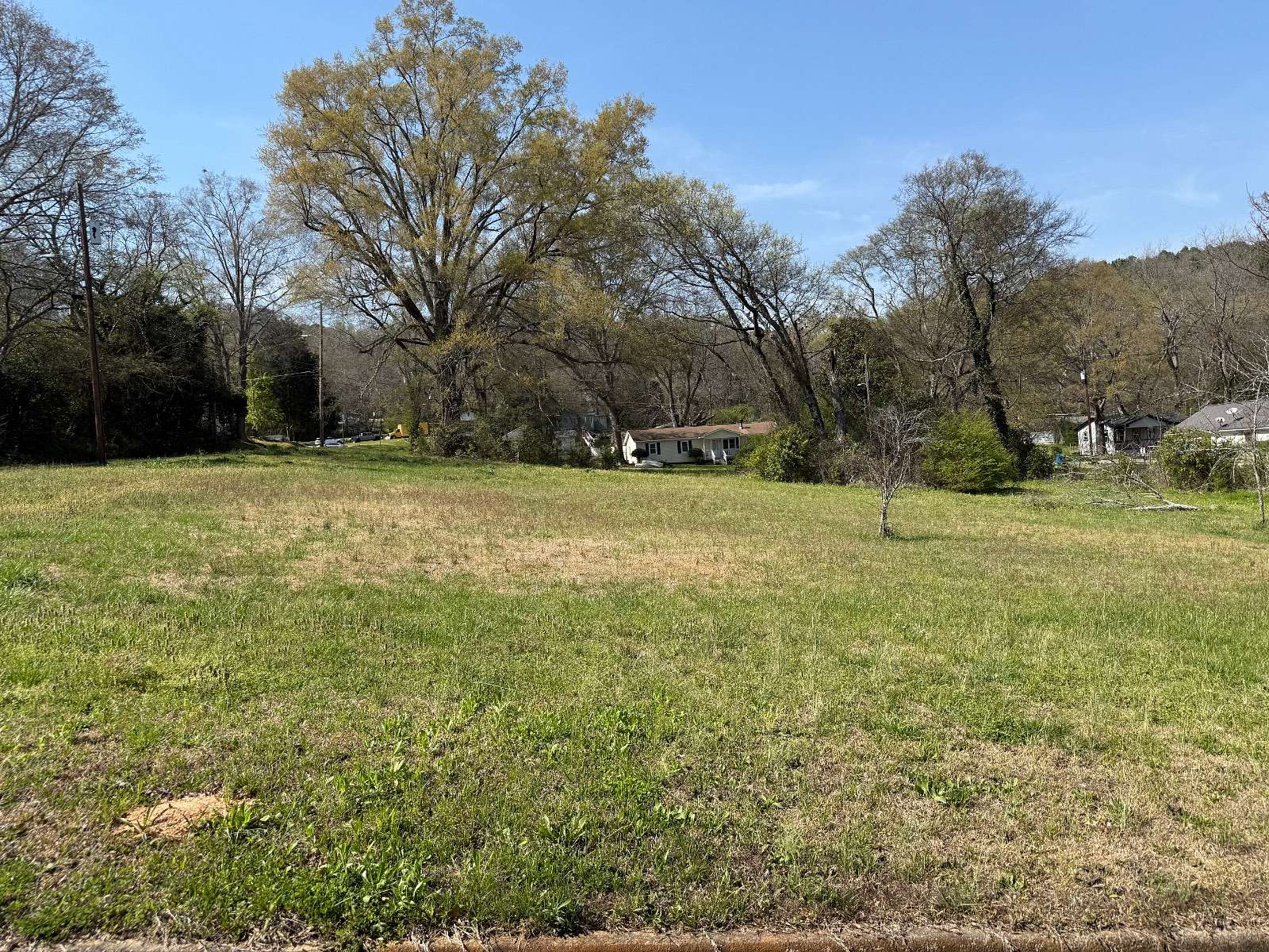 0.9 Acres of Land for Auction in Attalla, Alabama