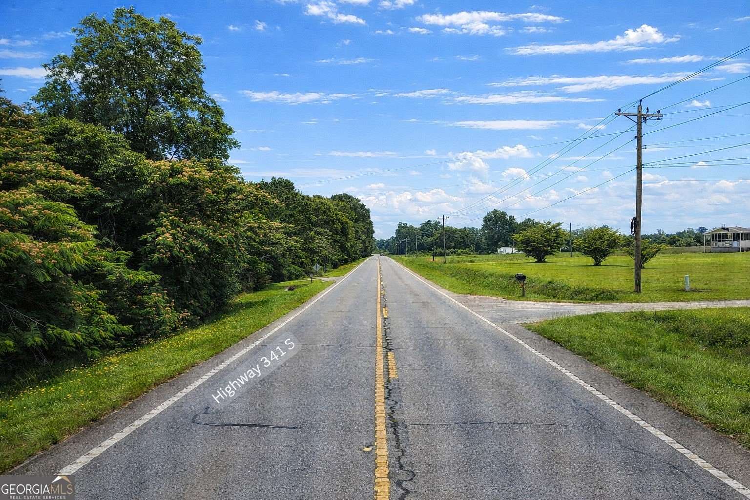 21 Acres of Recreational & Residential Land for Sale in Barnesville, Georgia