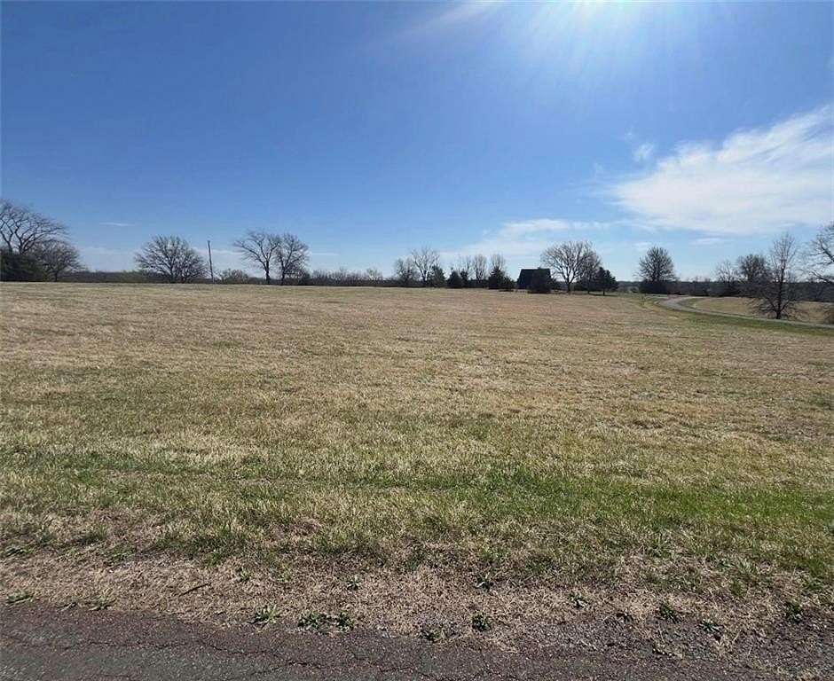0.42 Acres of Residential Land for Sale in Gallatin, Missouri