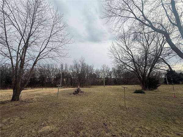 0.4 Acres of Residential Land for Sale in Altamont, Missouri