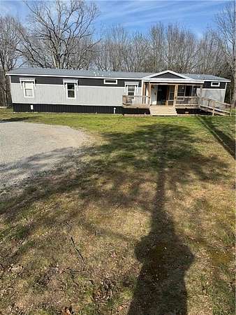 4.23 Acres of Land with Home for Sale in Kansas, Oklahoma