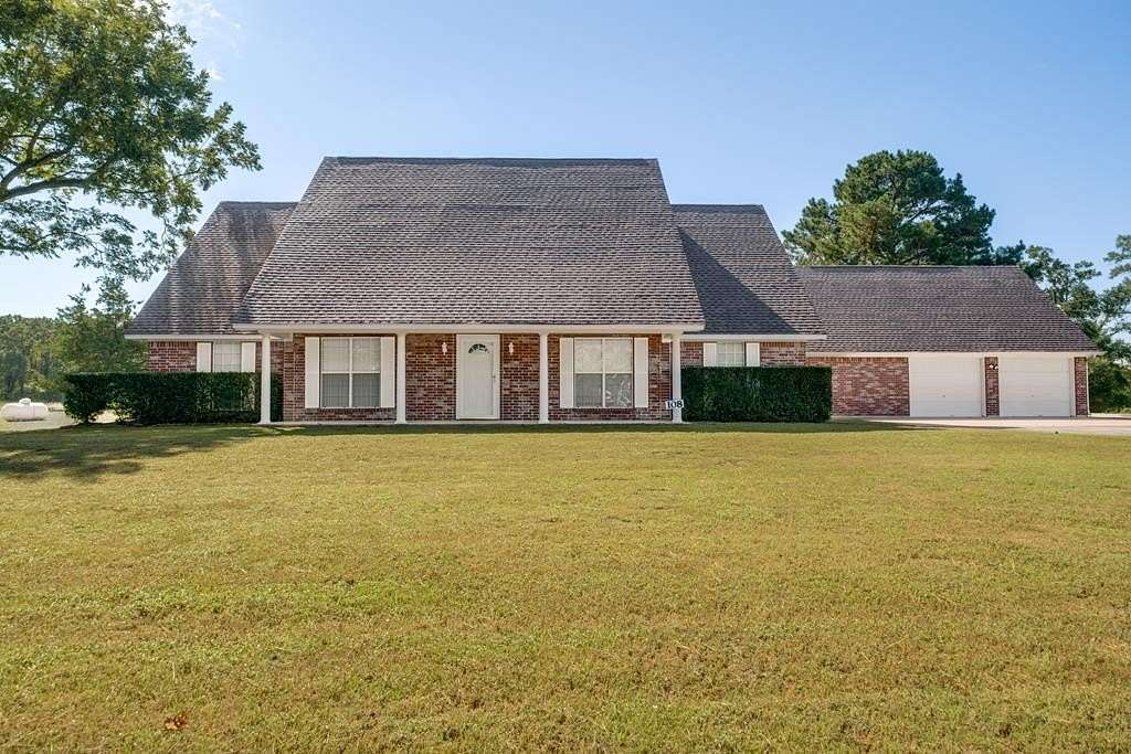 4 Acres of Land with Home for Sale in Elkhart, Texas